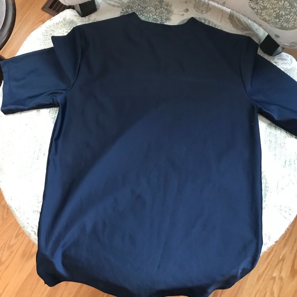 Old Navy Rashguard - Swim Top - shark design - size 10-12 - Picture 4 of 6